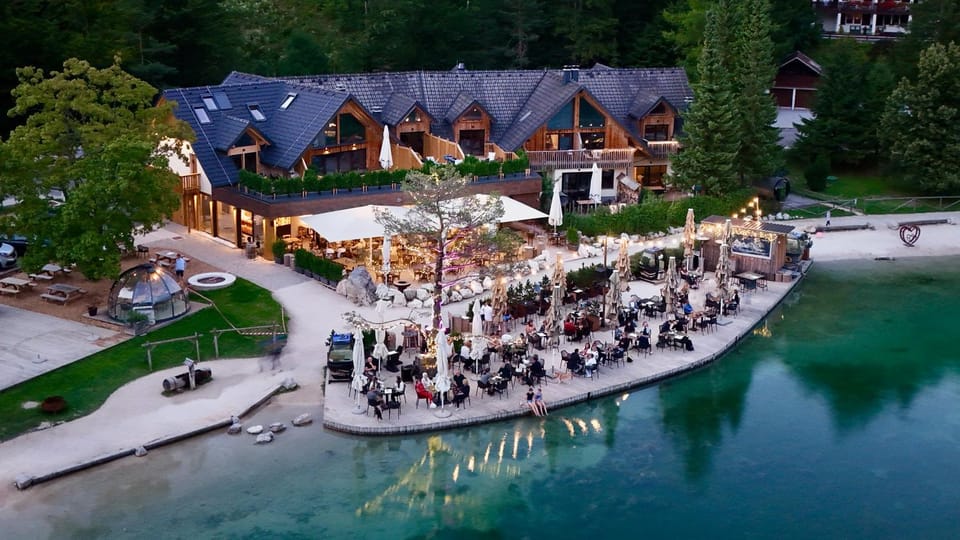 Property building, Restaurant/places to eat