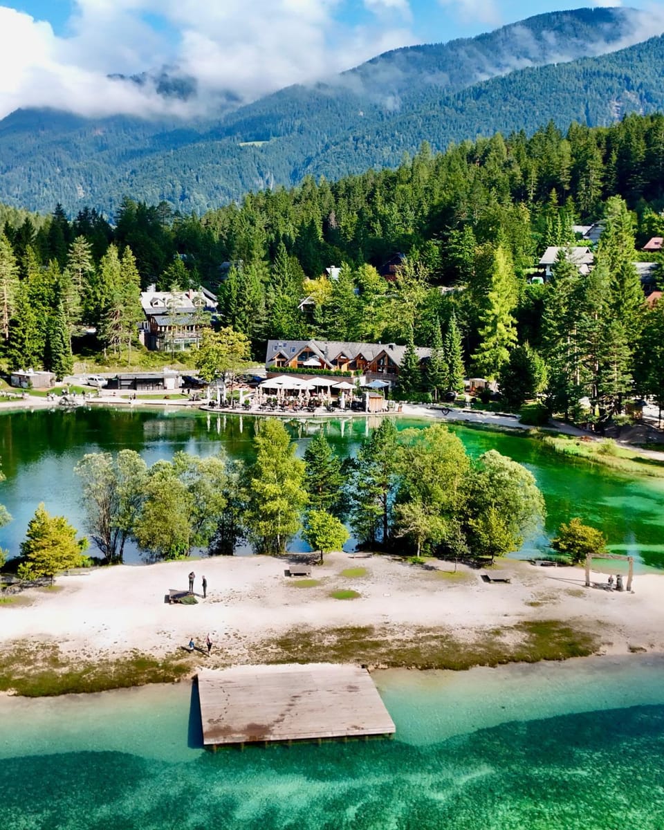 Property building, Restaurant/places to eat