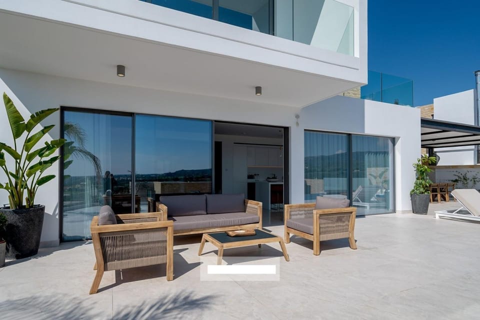 Patio, Balcony/Terrace