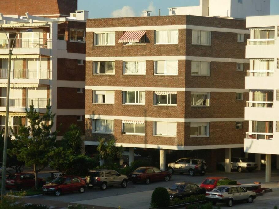 Punta del Este frente al mar, 2 ambientes en Playa Mansa Parada 9, Edificio Paracas Apartment in Punta del Este