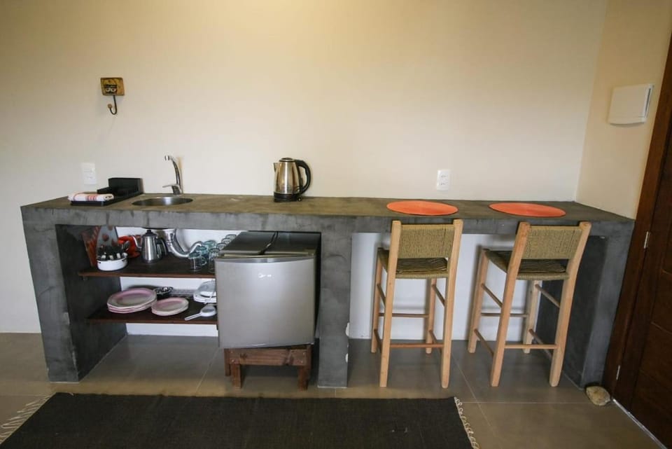 Coffee/tea facilities, Kitchen or kitchenette, Dining area