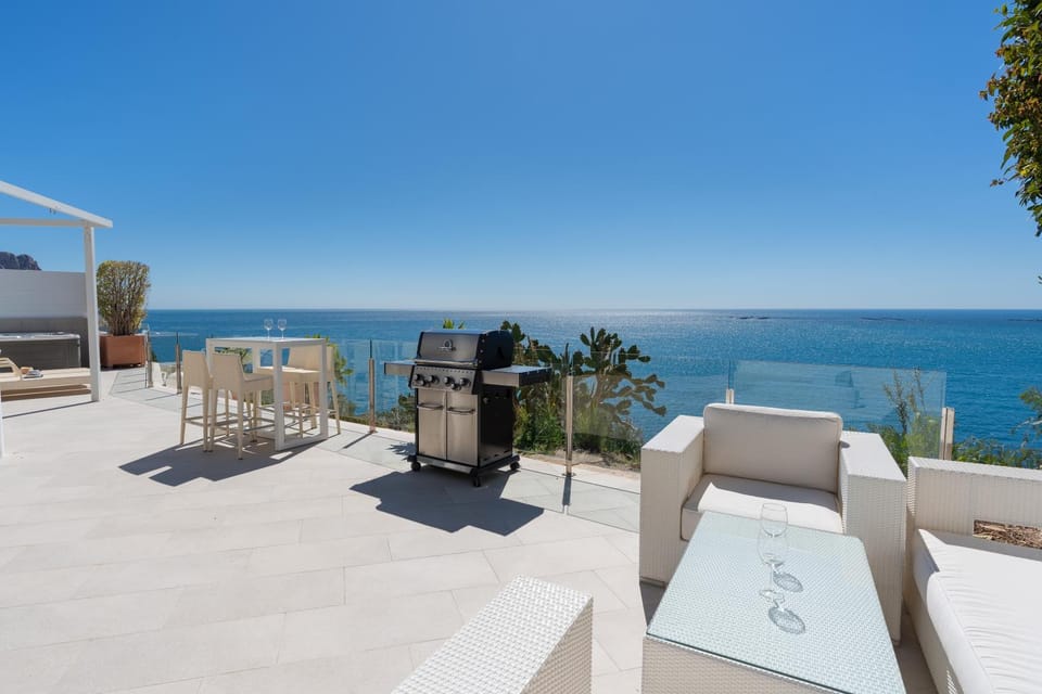 BBQ facilities, BBQ facilities, Balcony/Terrace, Balcony/Terrace, Sea view, Sea view