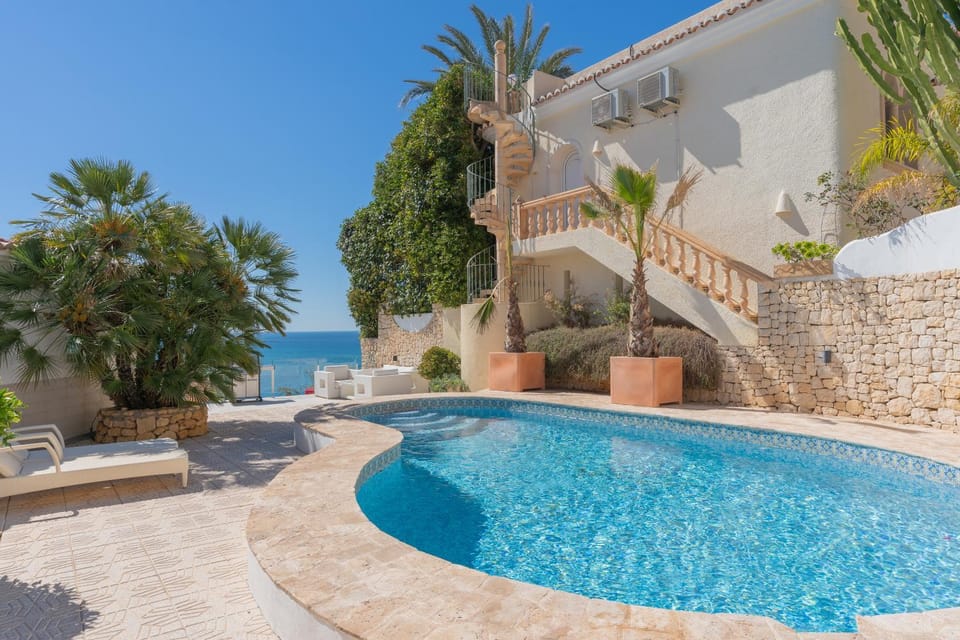 Sea view, Swimming pool