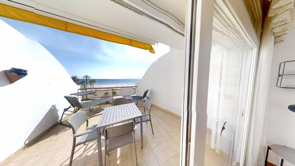 Passeig Maritim,33 Apartment in Roses