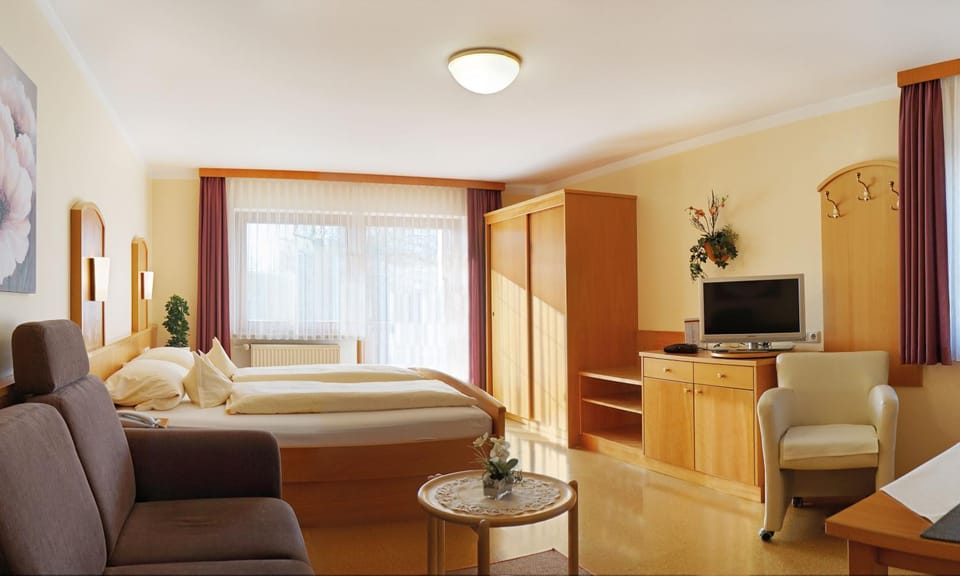 Living room, Bedroom