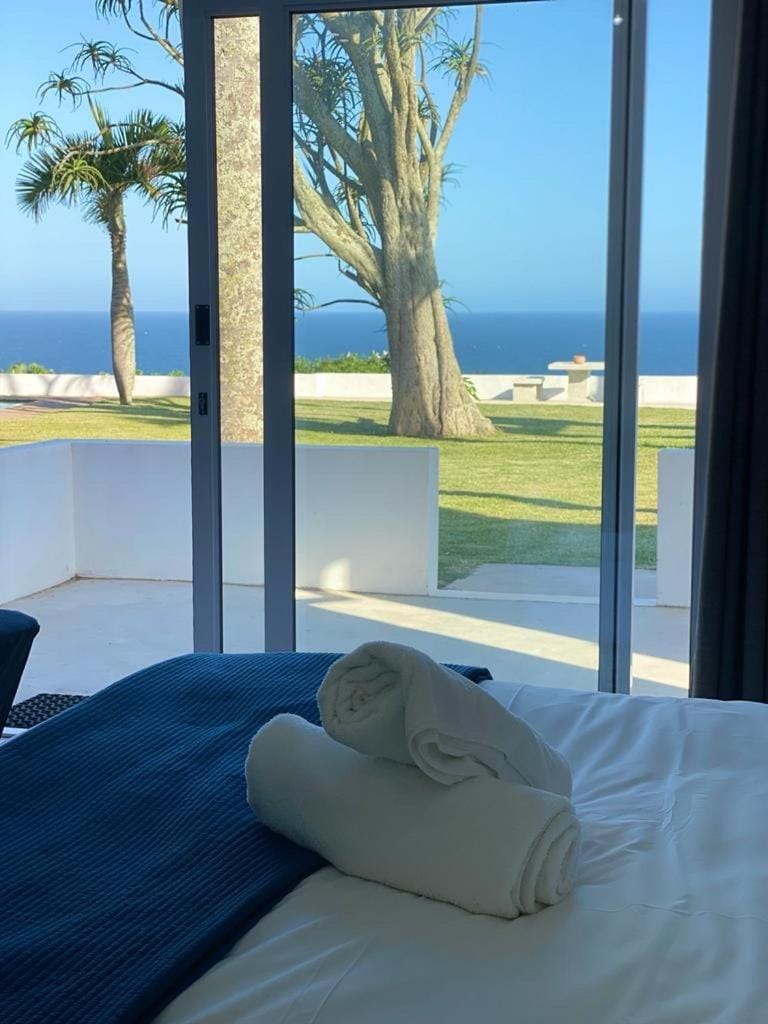 Santorini Guesthouse Bed and Breakfast in KwaZulu-Natal