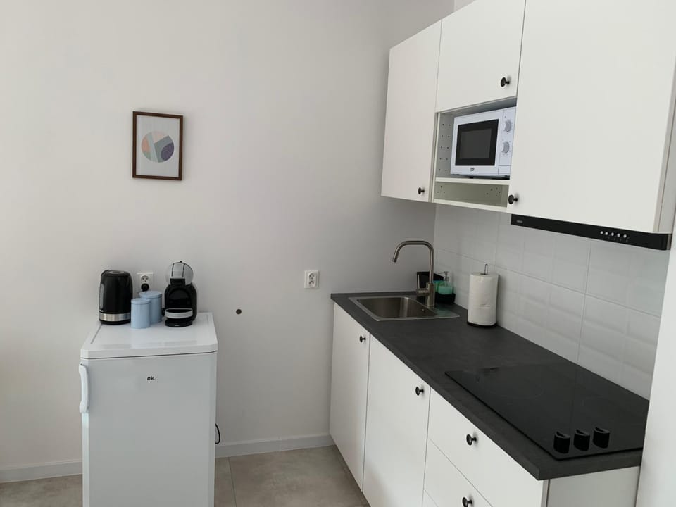 Property building, Kitchen or kitchenette, Drinks, Non alcoholic drinks