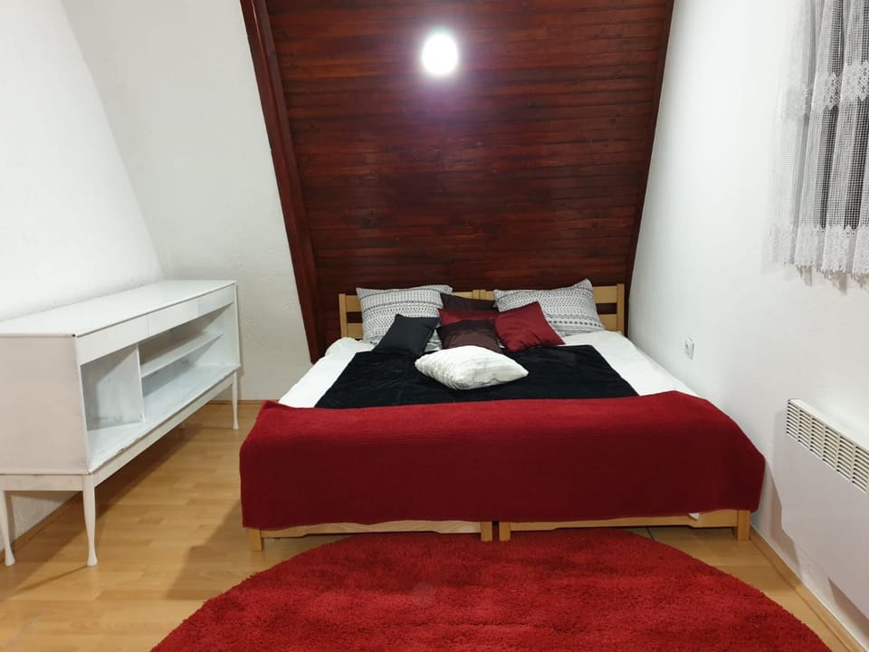 Vila luna House in Bosnia and Herzegovina