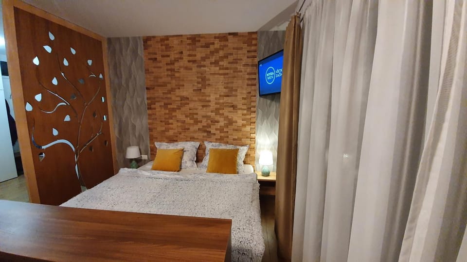 Rodinný privátny apartmán A309 v úplnom centre Starého Smokovca - tichá izba s parkovaním Apartment in Slovakia