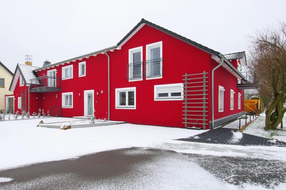 Property building, Facade/entrance