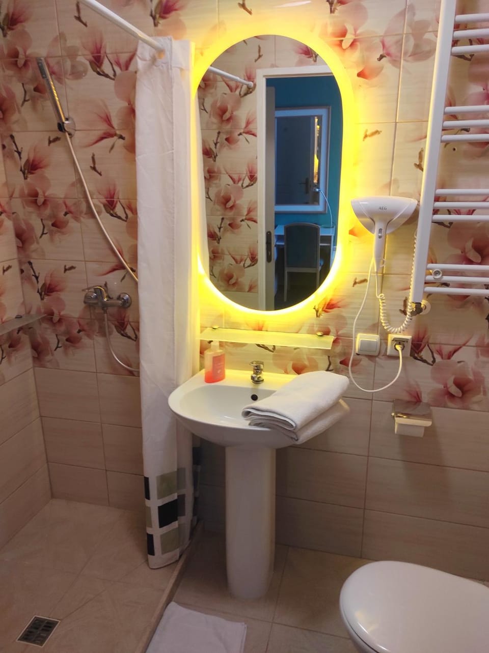 Pod Różą B&B Bed and Breakfast in Pomeranian Voivodeship