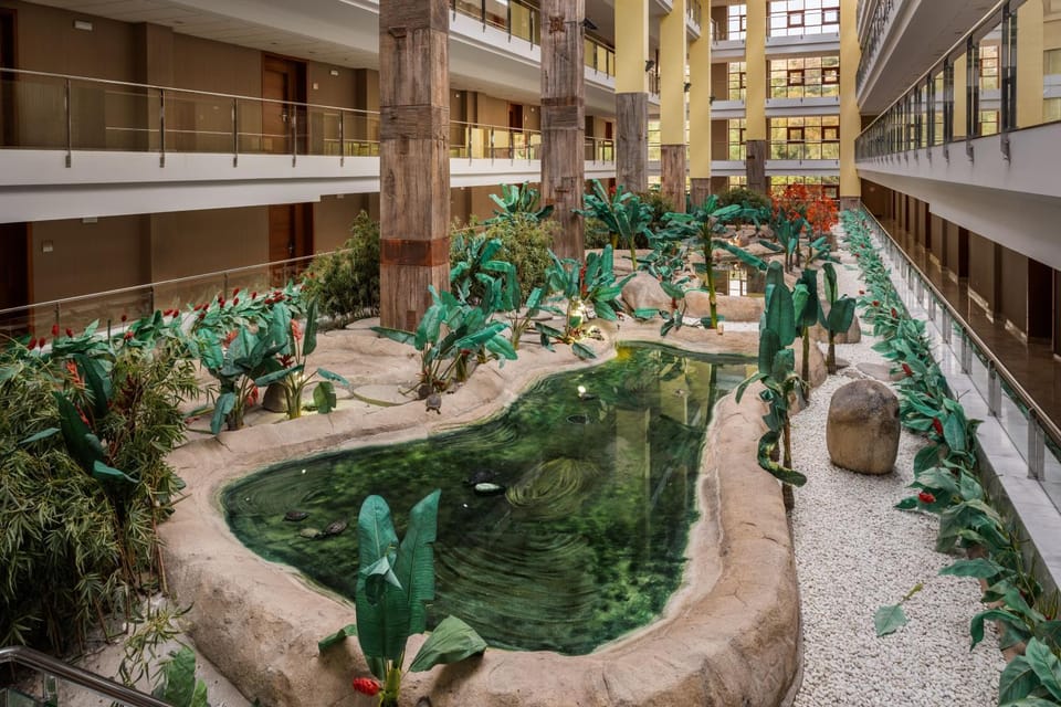 Garden, Balcony/Terrace, Lobby or reception