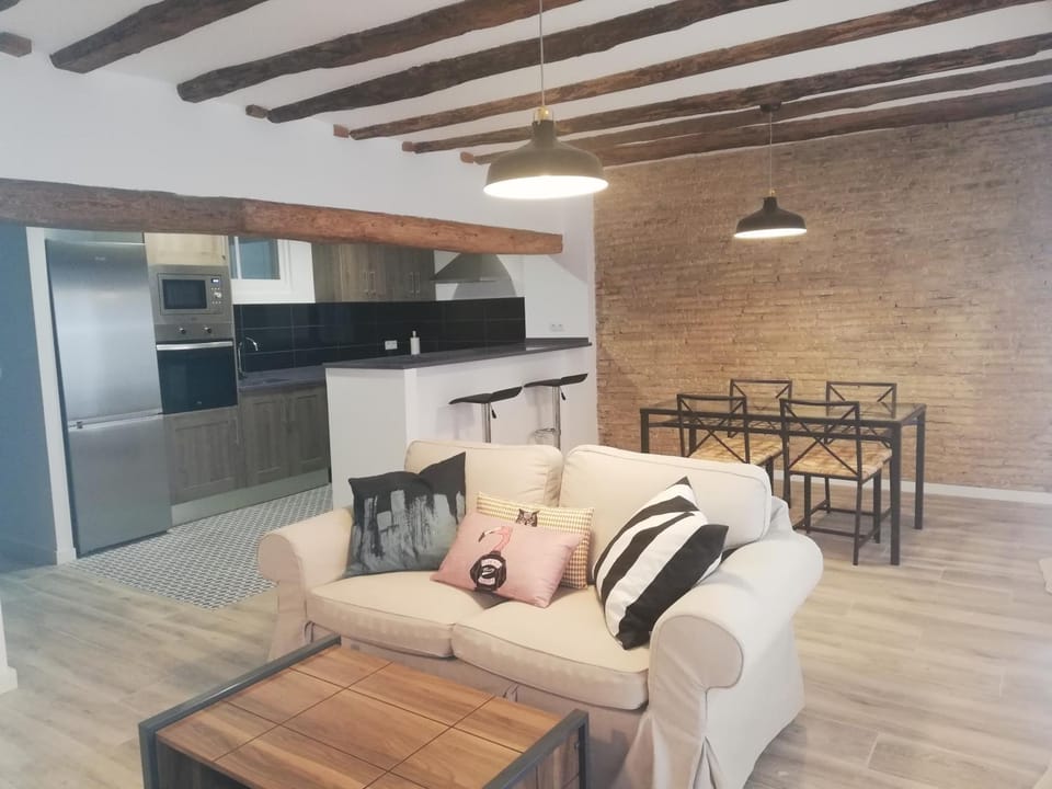 Living room, Dining area