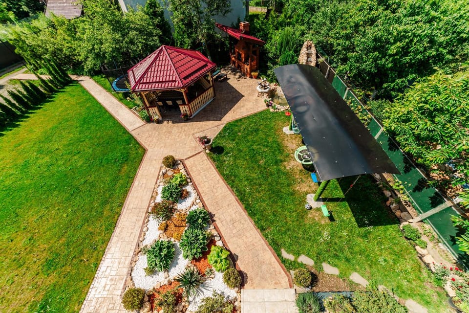 Property building, Spring, Day, Natural landscape, Bird's eye view, Garden, Garden view