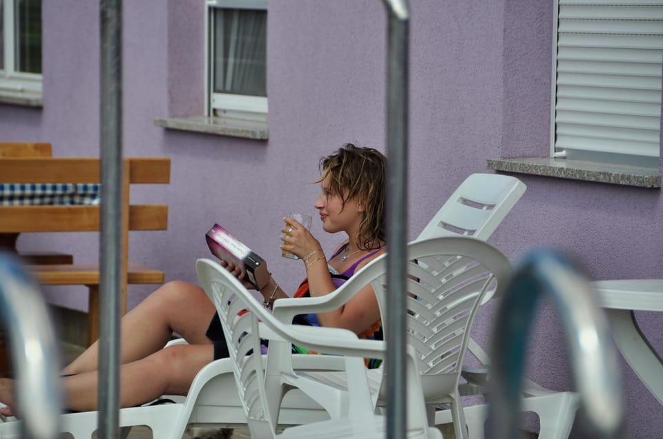 Guests, Non alcoholic drinks, older children