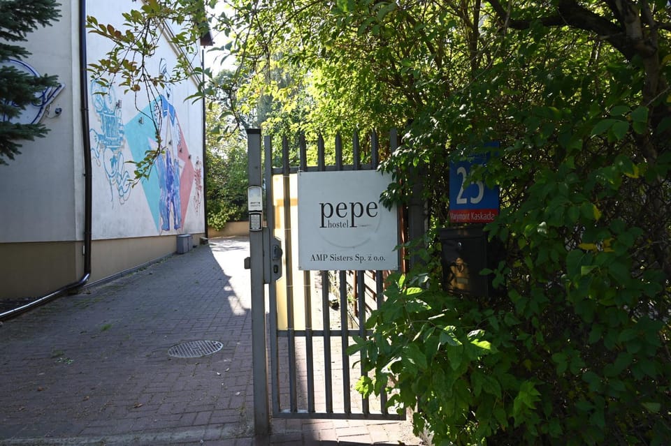 Property building, Day, Street view
