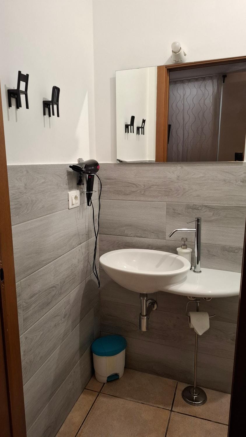 B&B SUPERFAST Bed and Breakfast in Marche