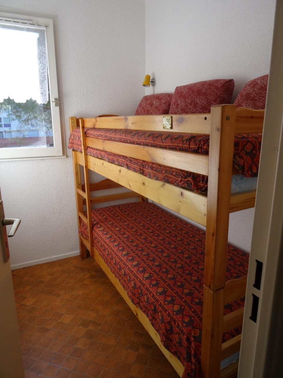 bunk bed