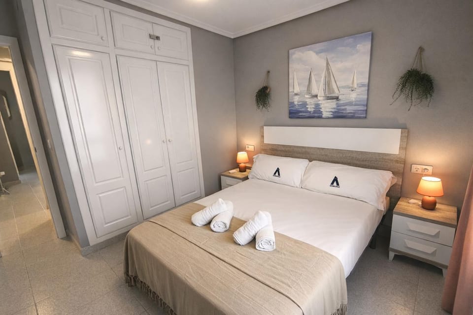 Bedroom, wardrobe