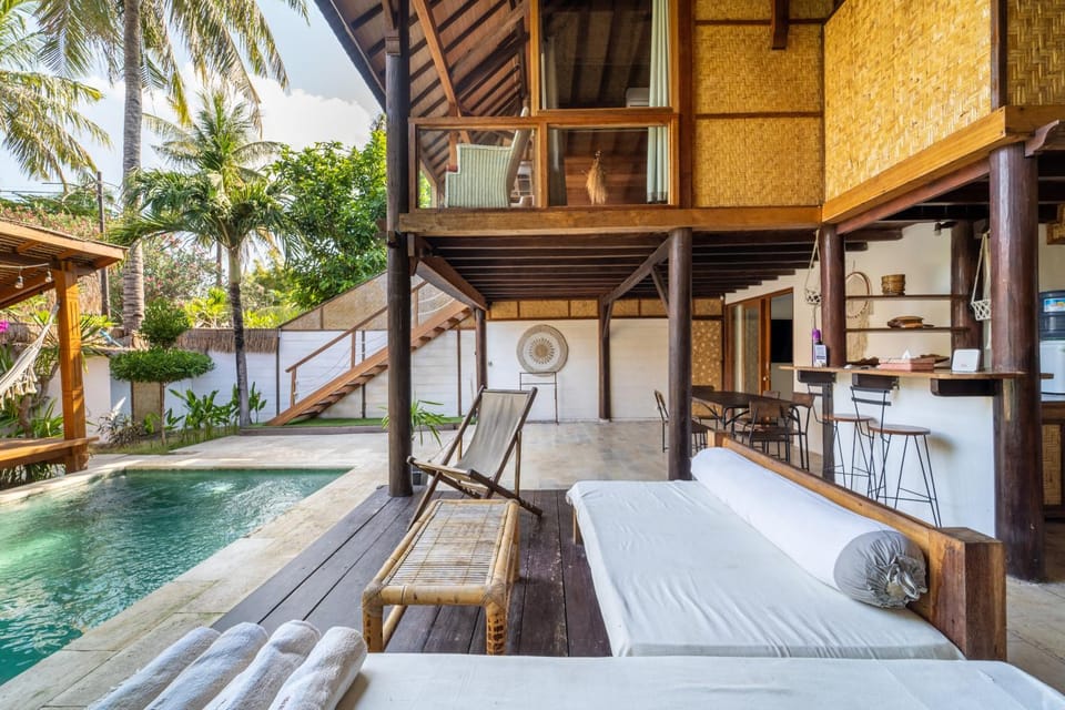 Patio, Day, Garden, View (from property/room), Balcony/Terrace, Living room, Seating area, Dining area, Garden view, Pool view, Swimming pool, sunbed