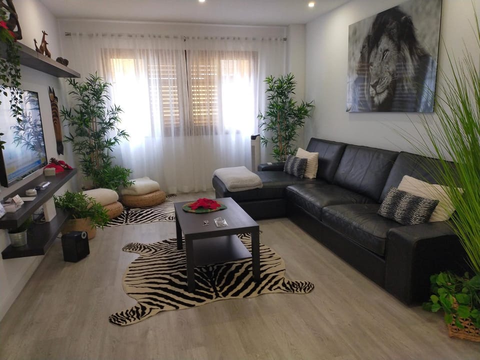 Plaza San Marcos CASCO HISTORICO con PARKING Apartment in Icod de los Vinos