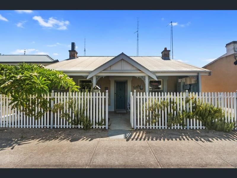 Property building, Day