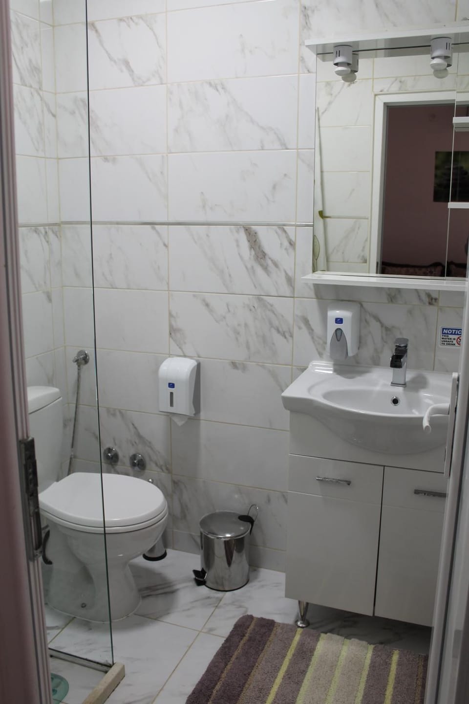 Apartmani Kasija Bed and Breakfast in Ulcinj Municipality