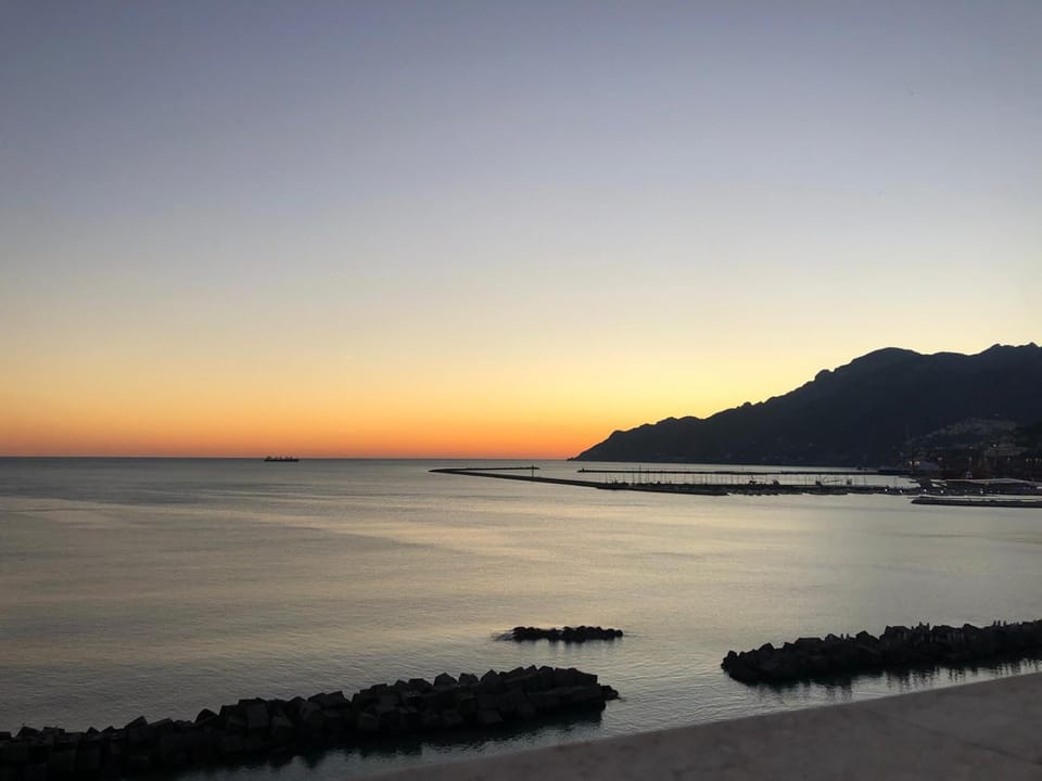Natural landscape, Balcony/Terrace, Bedroom, On site, Sea view, Sunset