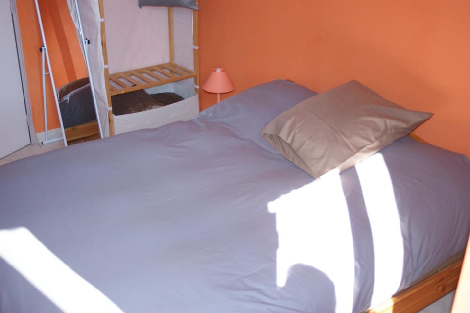 Gites des Voyageurs - Cronat Hotel in Bourgogne-Franche-Comté