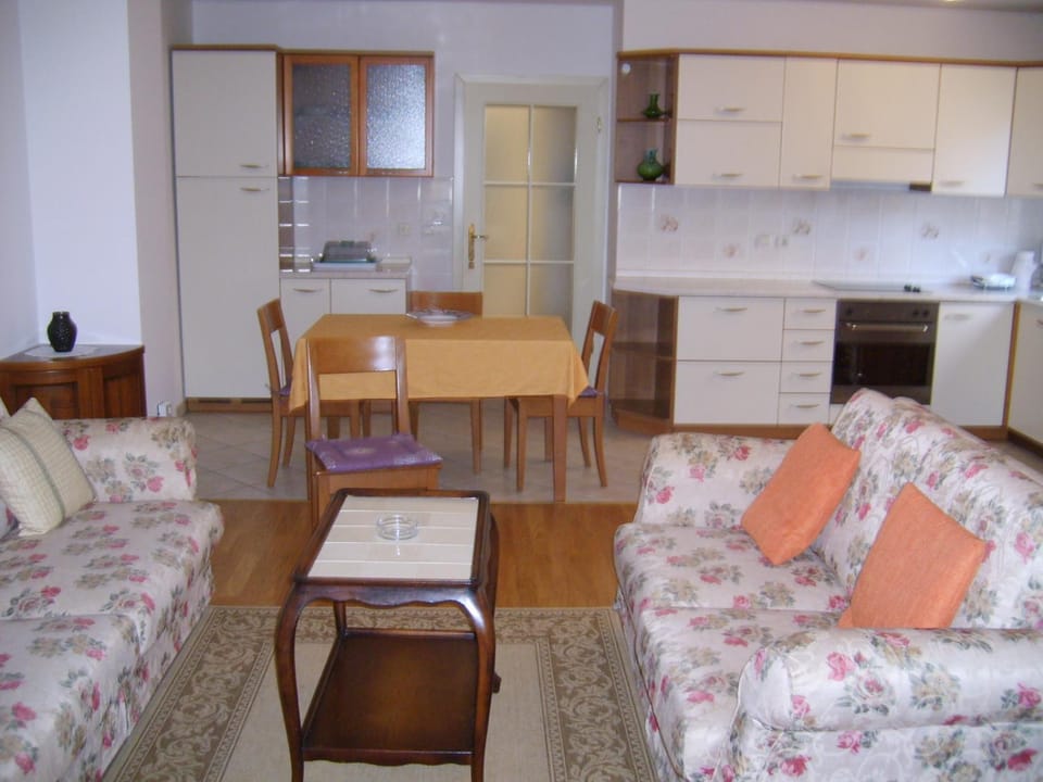 Miki Apartment in Poreč