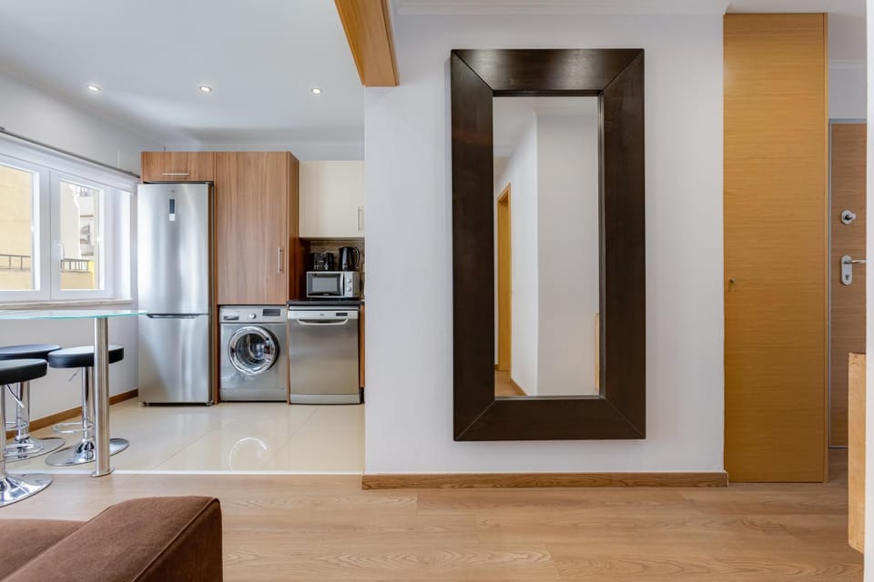 Kitchen or kitchenette, microwave, washing machine, kitchen