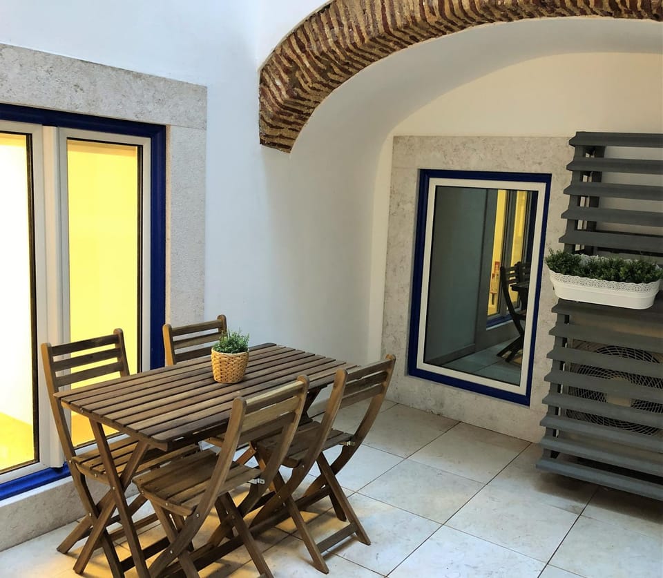 Patio, Balcony/Terrace