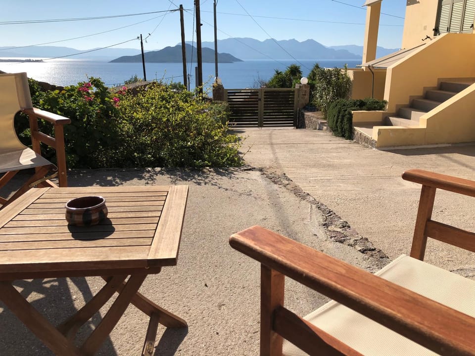 Garden, View (from property/room), Sea view