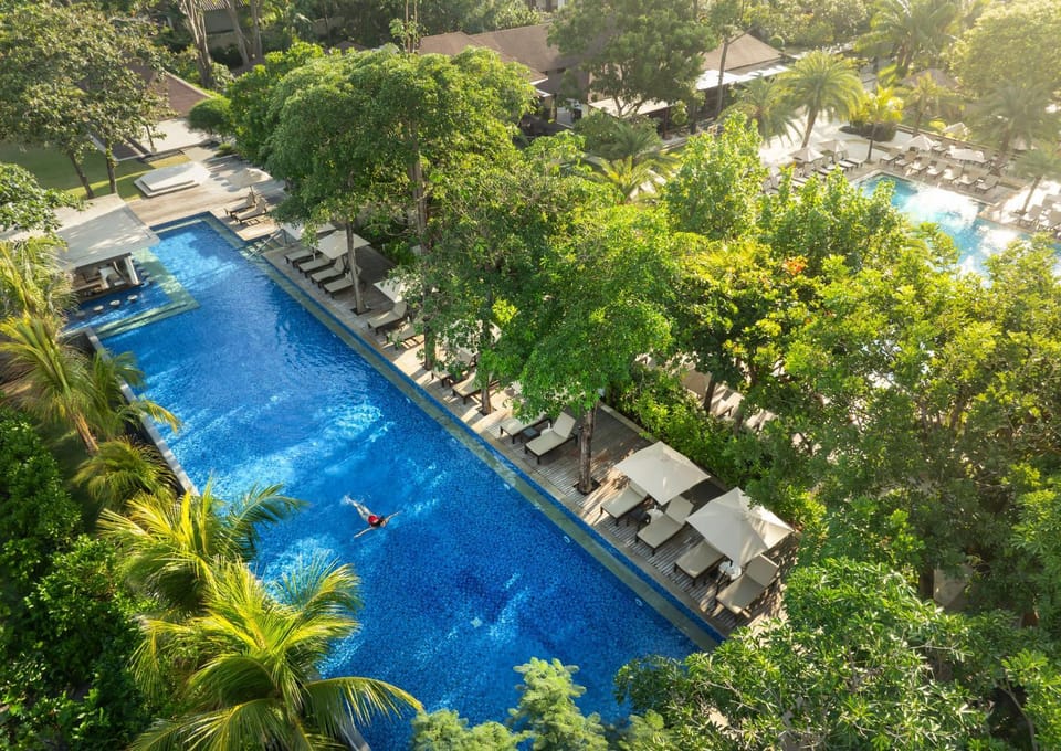 Swimming pool