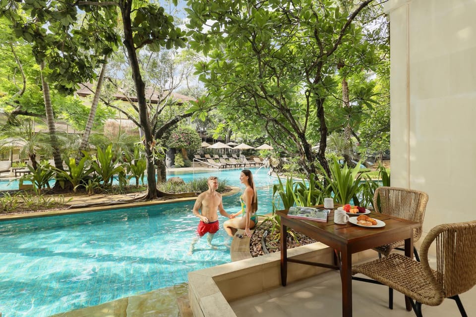 Pool view, Swimming pool