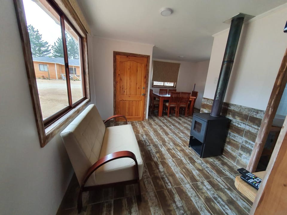 Communal lounge/ TV room, TV and multimedia, Living room, Seating area