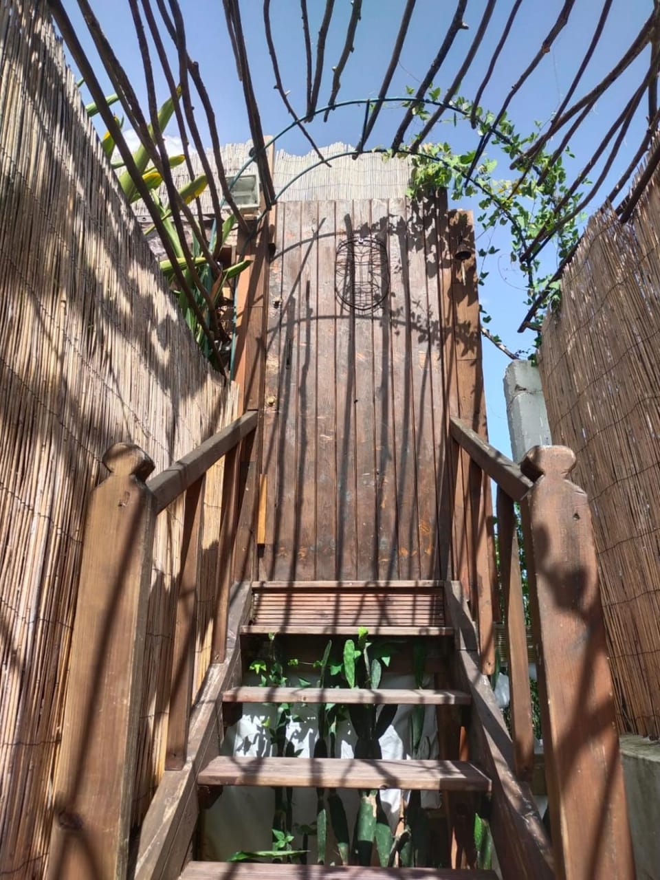 Facade/entrance, Day