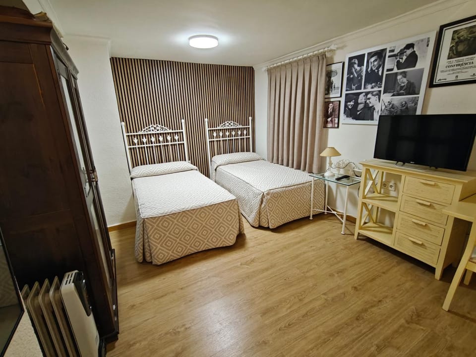 TV and multimedia, Photo of the whole room