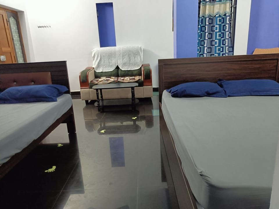 RR Home Stay Bed and Breakfast in Tamil Nadu
