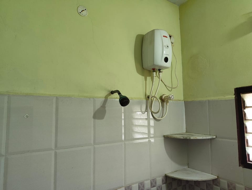 RR Home Stay Bed and Breakfast in India