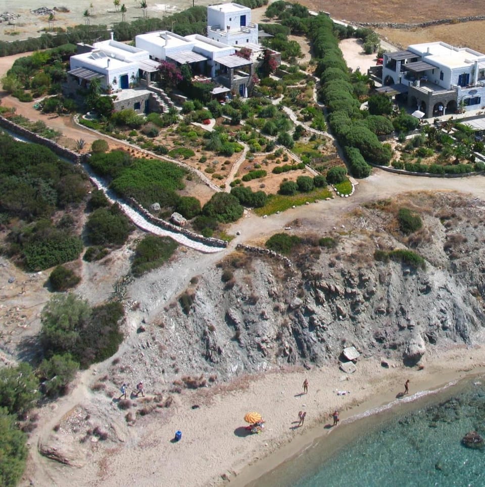 Property building, Bird's eye view, Garden, Beach