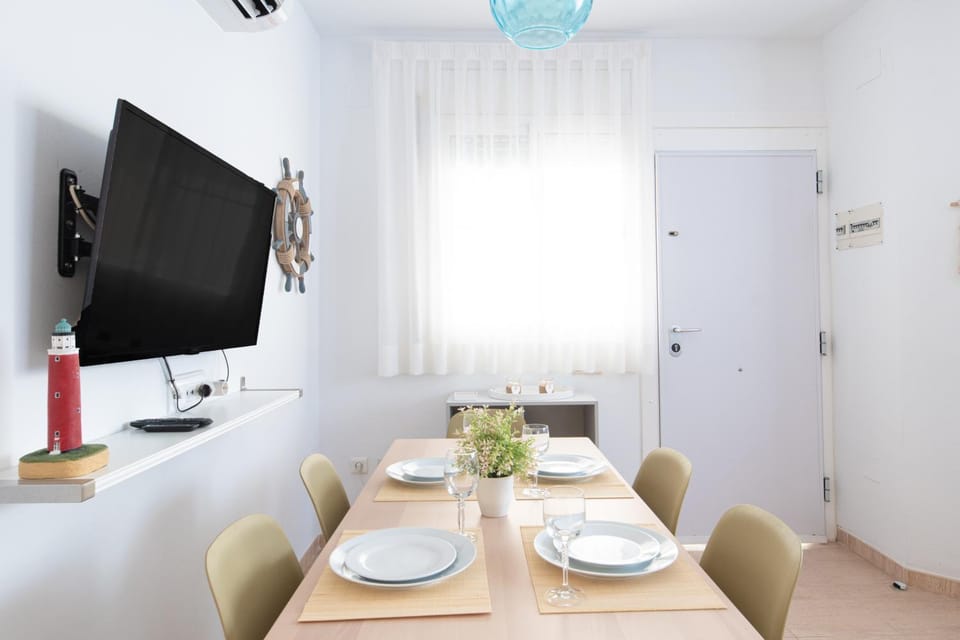 TV and multimedia, Dining area