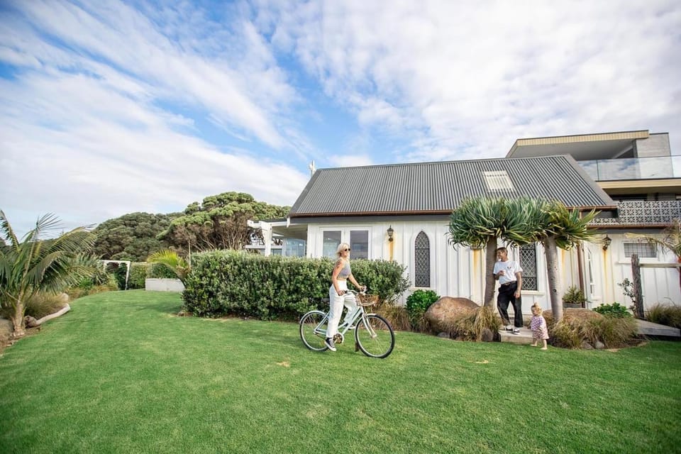 Little Church Bay House in New Plymouth