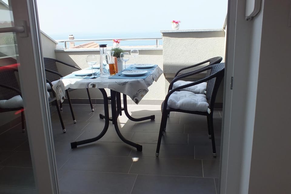 Apartment Dragica Apartment in Novalja
