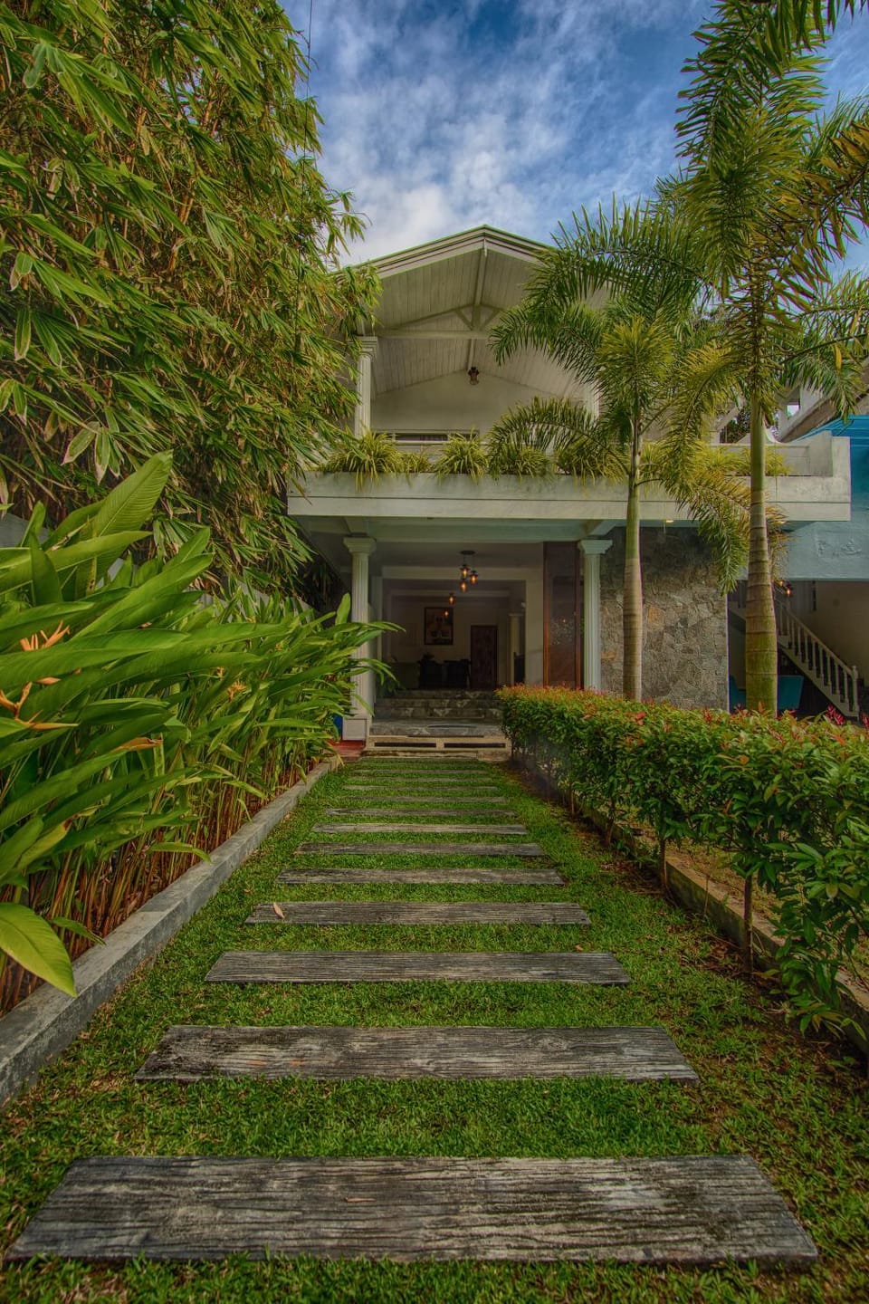 Property building, Facade/entrance