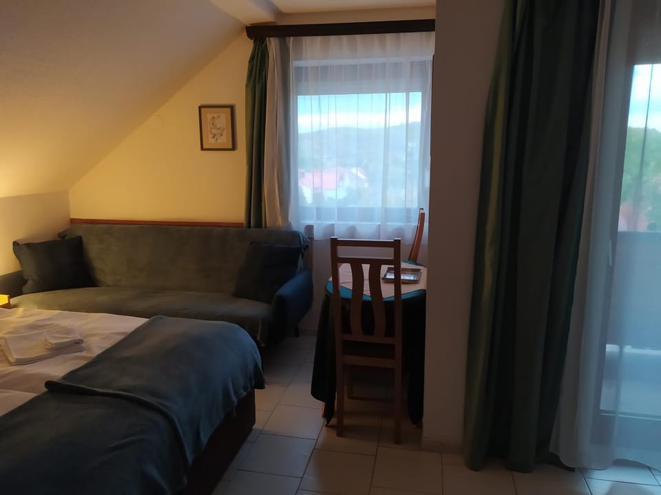 Nimród Pihenőház Bed and Breakfast in Slovakia