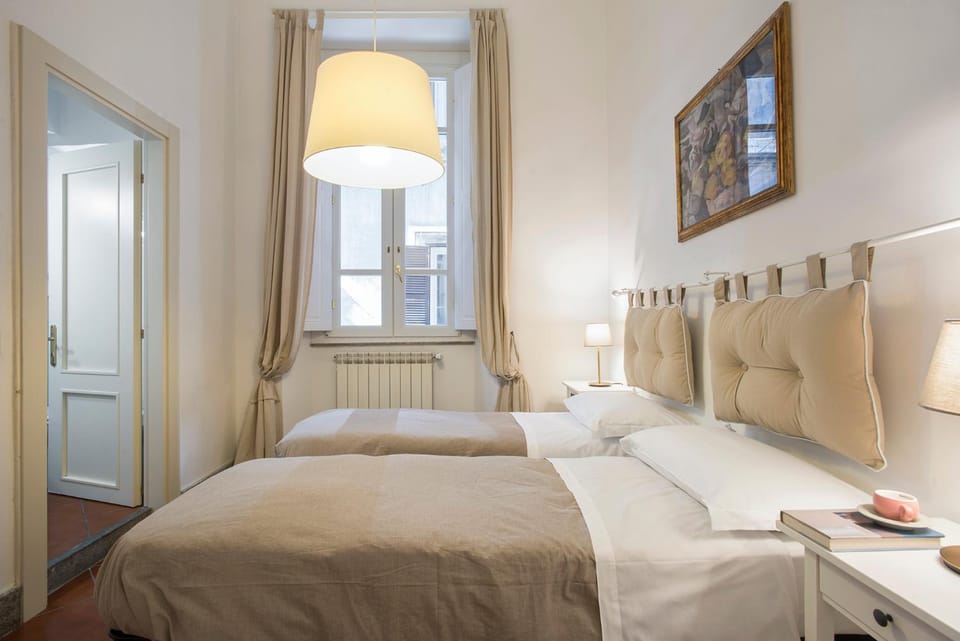 Bed, Bedroom, heating, air conditioner