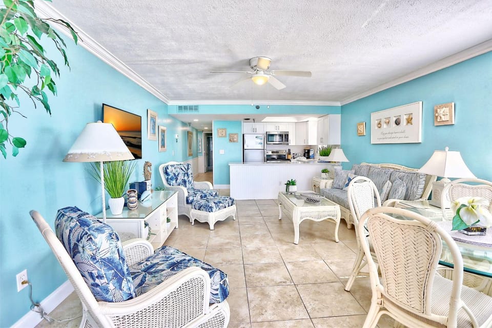 Emerald Isle 601 House in North Redington Beach