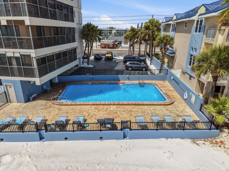 Villa Madeira 301 - Premier House in Madeira Beach
