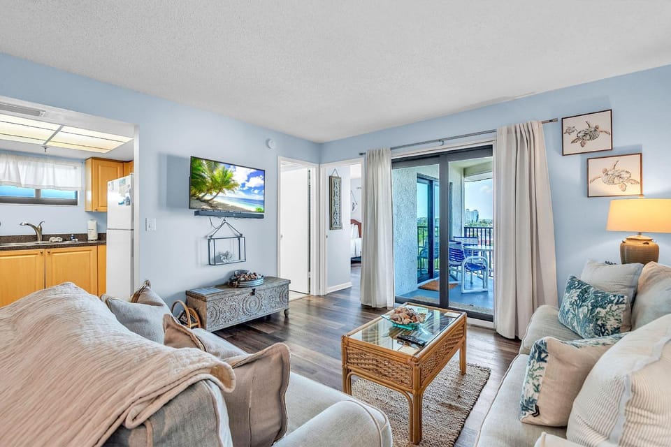Caprice 501 House in Treasure Island